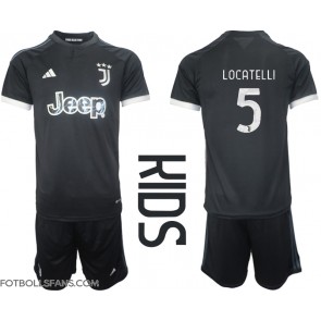 Juventus Manuel Locatelli #5 Replika Tredje Tröja Barn 2023-24 Kortärmad (+ Korta byxor)